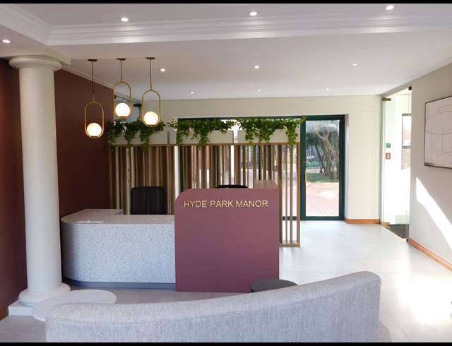 472M² OFFICE TO LET IN HYDE PARK